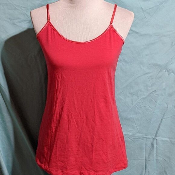 🆕NWT BRIGHT PINK FEMME BY TRESICS ADJUSTABLE SPAGHETTI STRAP TANK - LARGE - Picture 1 of 6